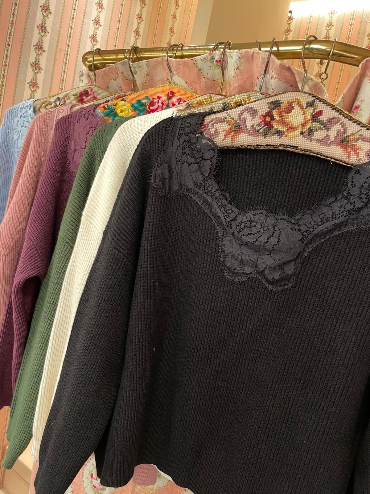 Pull Lace