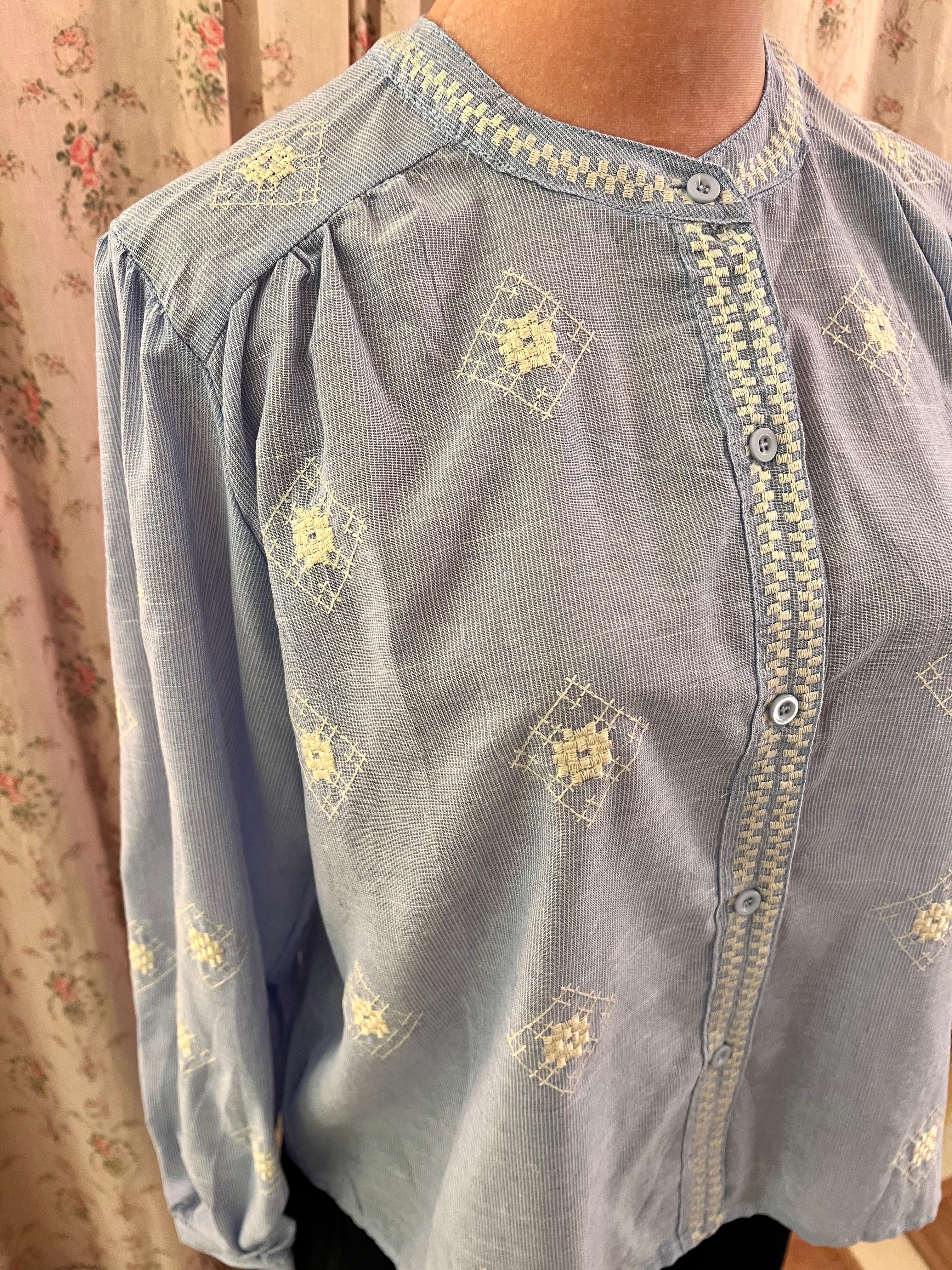 Camicia punto croce