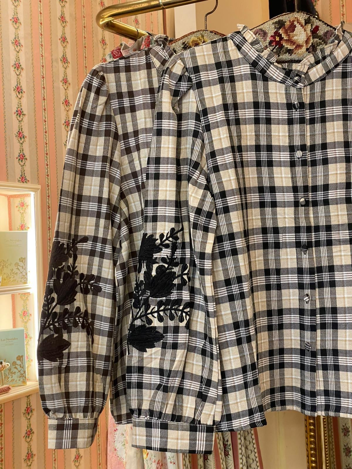 Camicia scozzese ricamata