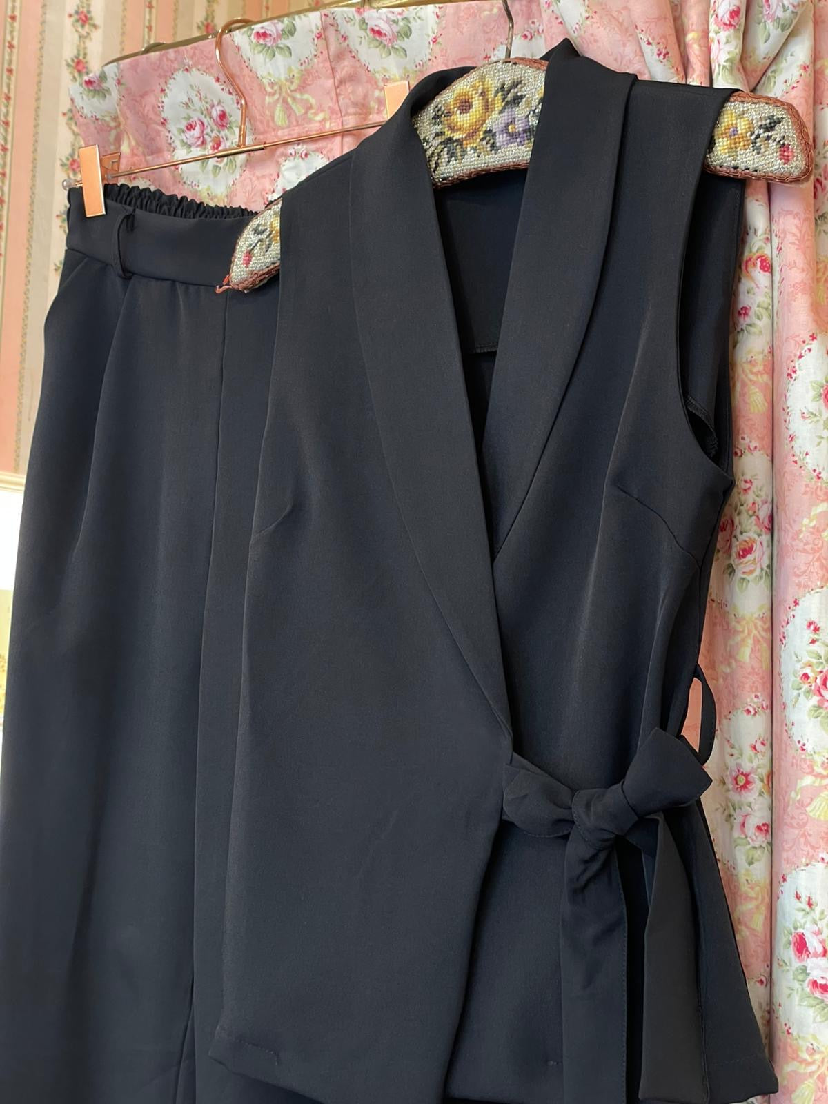 Completo gilet pantalone nero