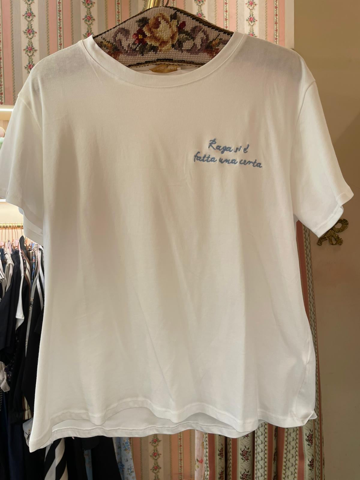 T-shirt Raga si è fatta una certa