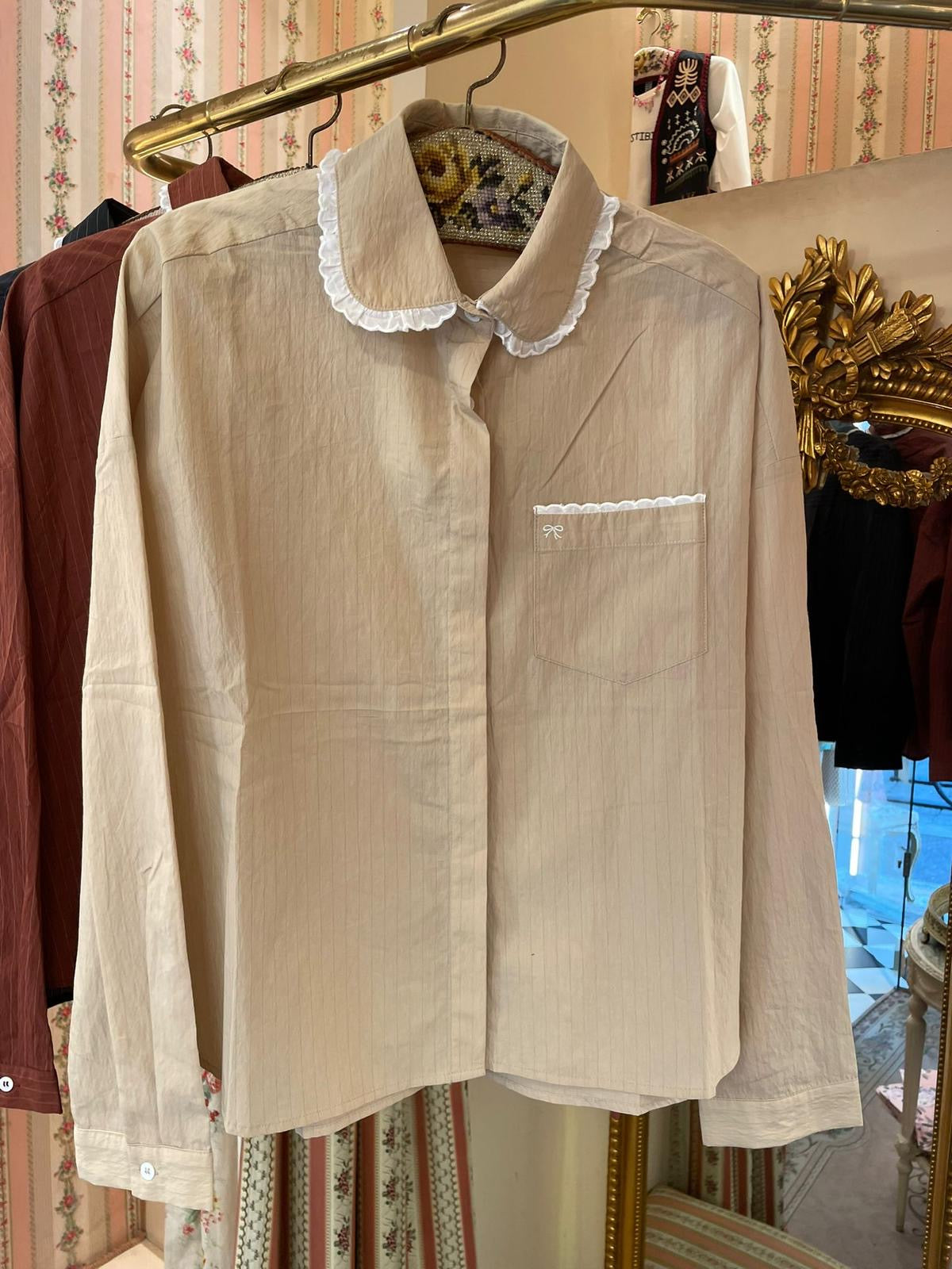 Camicia College