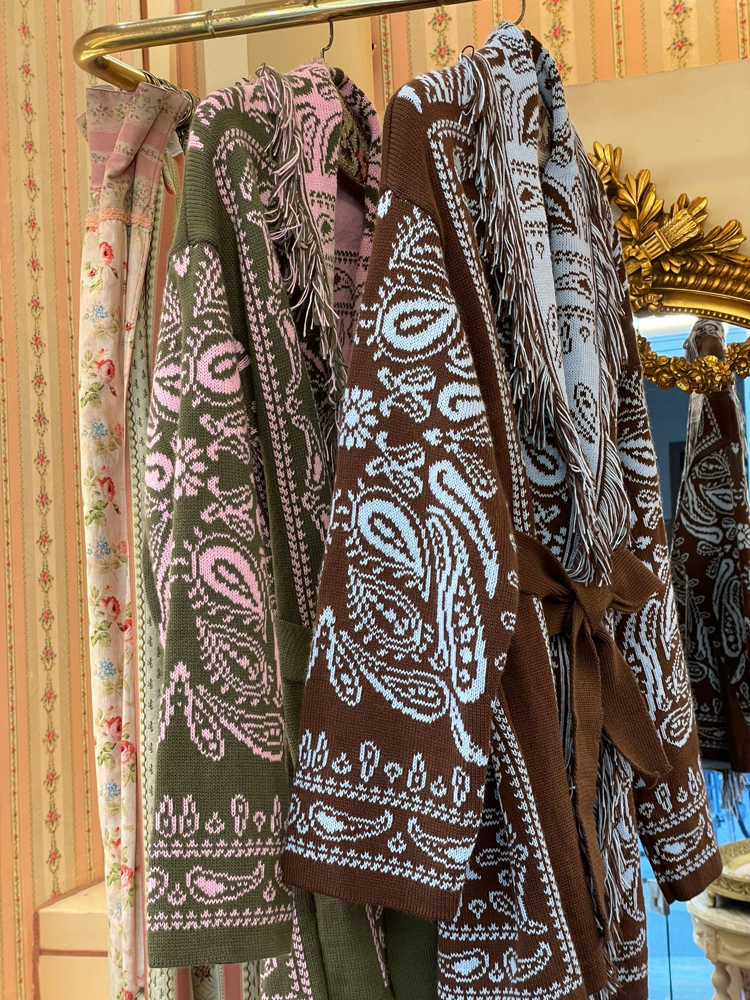 Cardigan Paisley