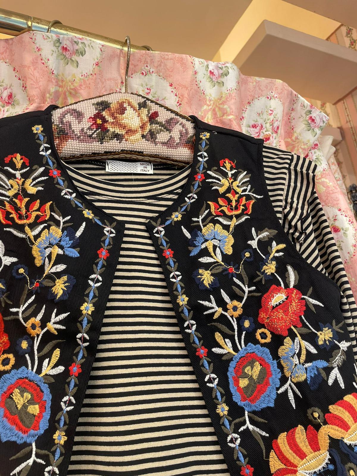 Gilet Boho ricamato