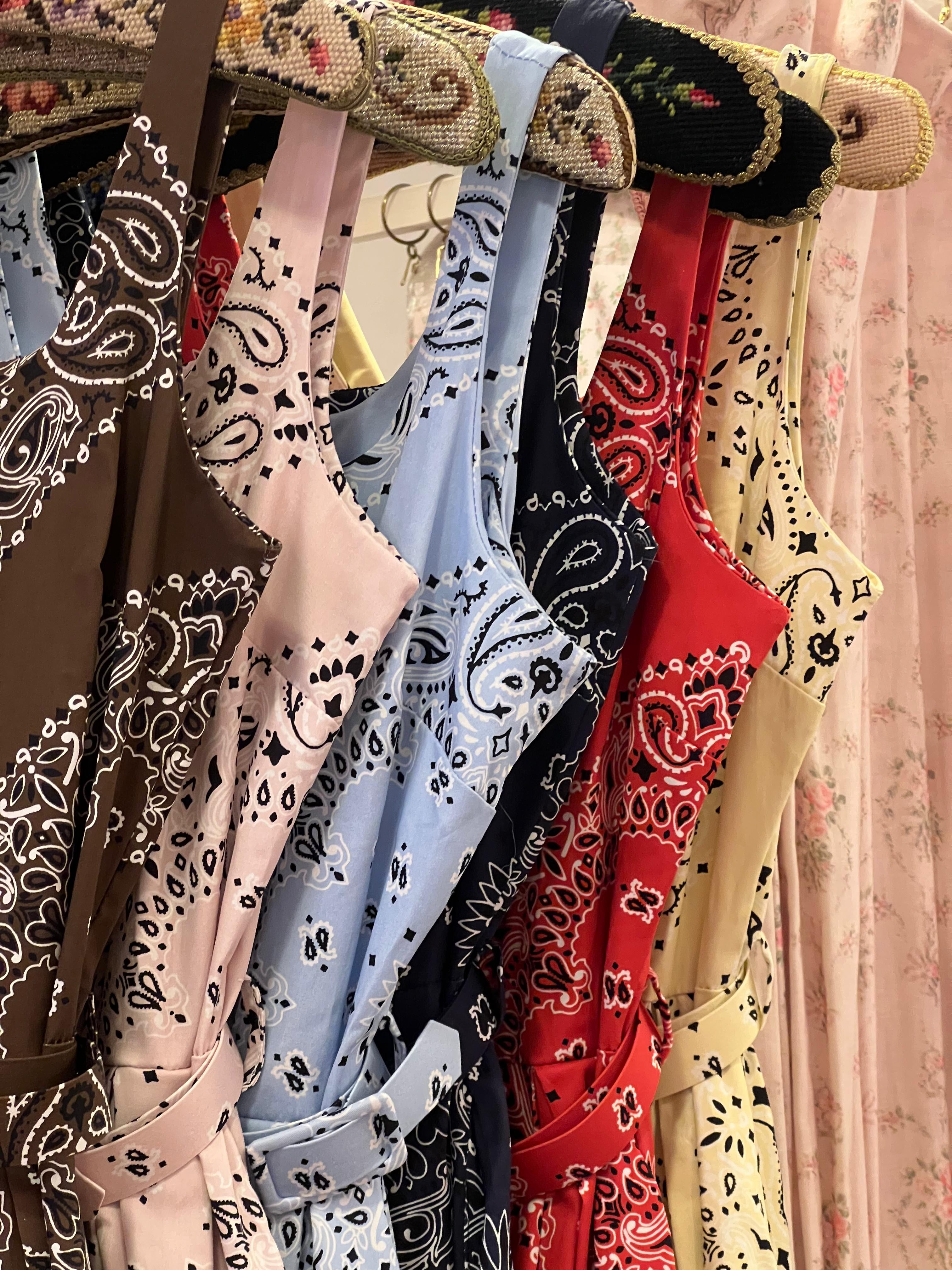 Abito Bandana